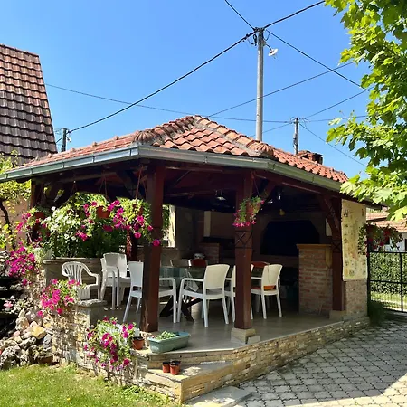 Komazec - Banja Vrujci *